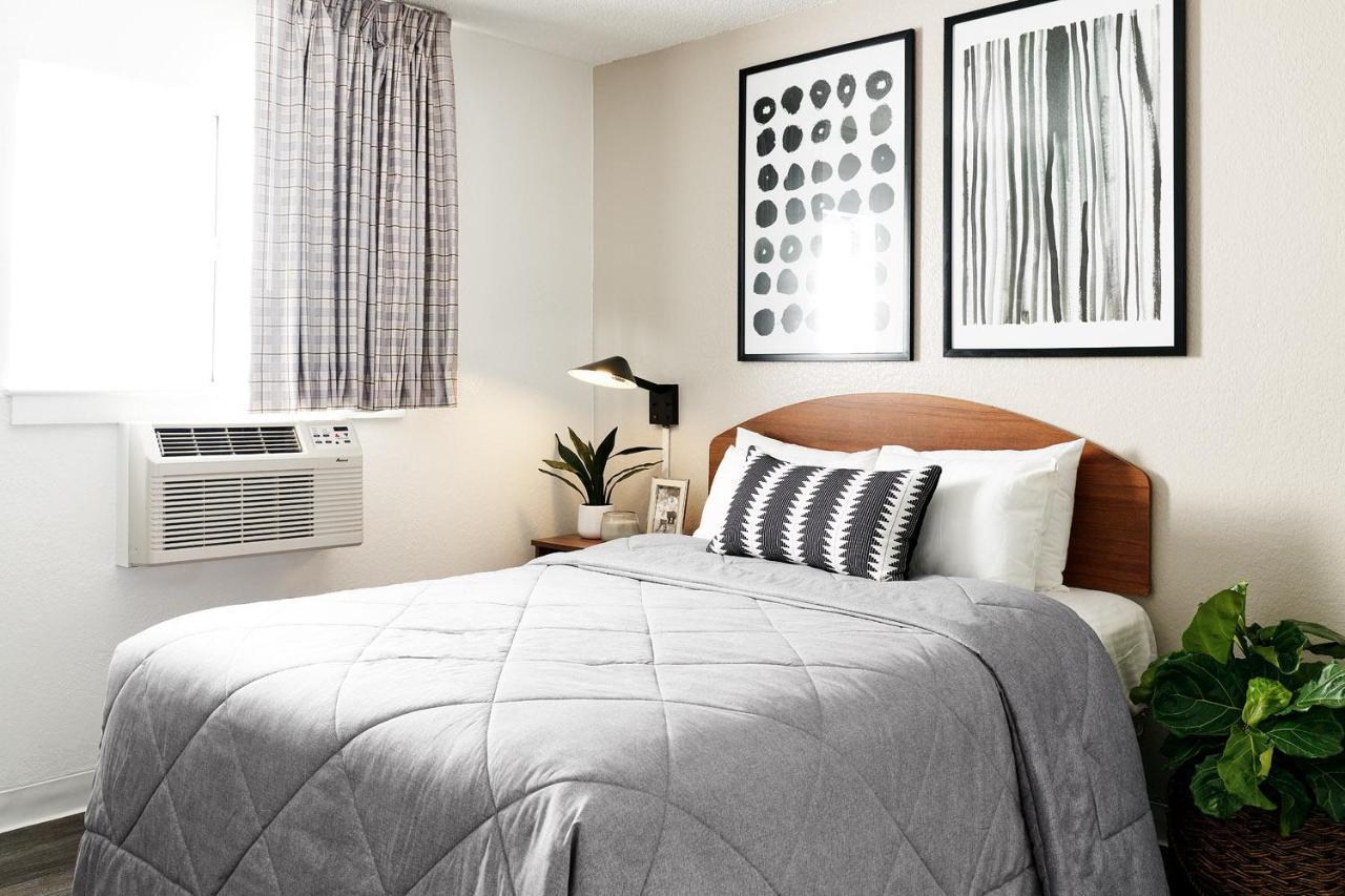 Intown Suites Extended Stay Houston Tx - Hobby Airport Eksteriør bilde