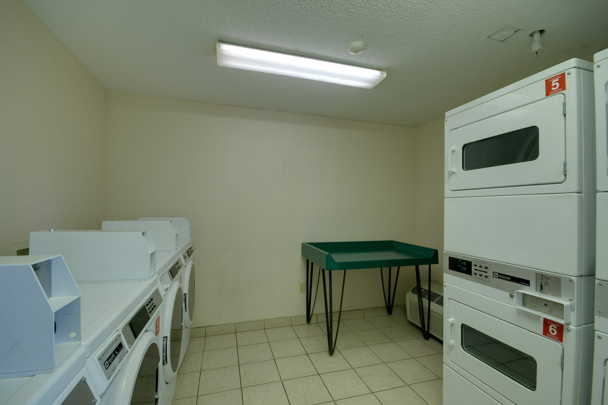 Intown Suites Extended Stay Houston Tx - Hobby Airport Eksteriør bilde